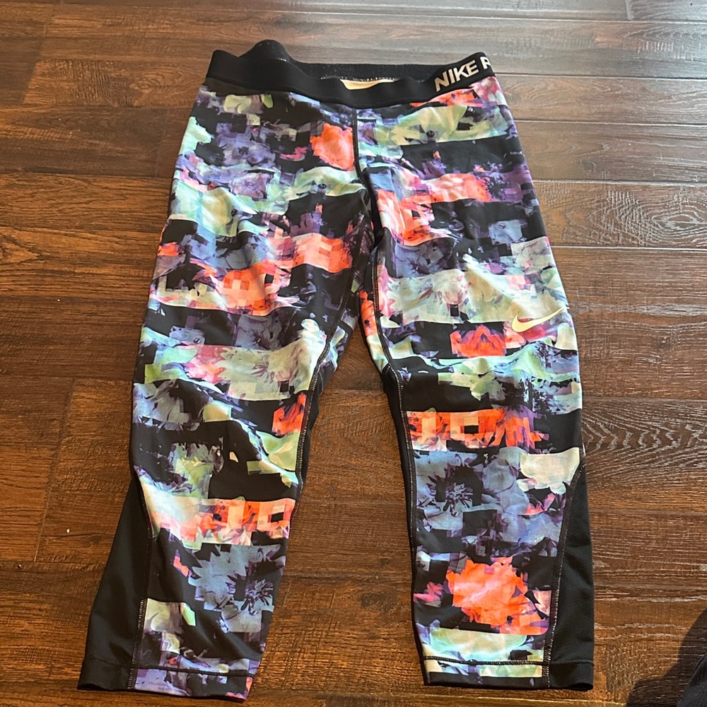 Nike Dri-fit Women's Multicolor Abstract Leggings